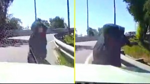 Video muestra momento en que conductor atropella a delincuente para escapar de una encerrona en Quilicura