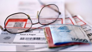 Alza en cuentas de la luz.