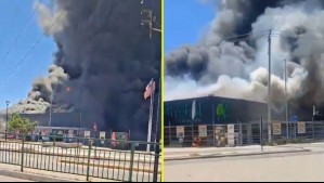 Gran incendio afecta a supermercado en Machalí