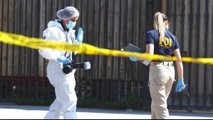 Turbazo de falsos PDI en Independencia: Al menos 10 delincuentes golpearon a dueño de casa y robaron $10 millones en especies