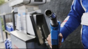 Bencina gratis: Conoce en este horario dónde podrías cargar tu vehículo por un máximo de hasta $120.000