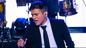 Más problemas para Américo: Exguitarrista lo demanda por $89 millones tras acusaciones de maltrato laboral y hostigamiento