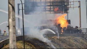 Dos hombres y dos mujeres se encuentran graves en la Mutual de Seguridad por explosión de camión en Renca