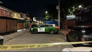 Hombre muere baleado al interior de su auto en Pudahuel: Conflicto se originó tras el término de un partido de fútbol