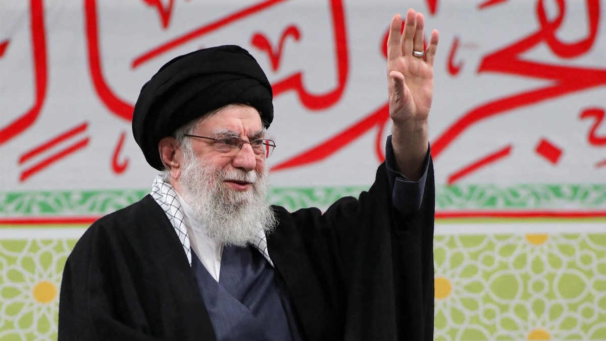 Controló Irán con mano dura por casi 37 años: ¿Quién era el líder supremo Alí Jamenei?