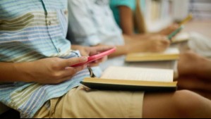 Ley de uso de celulares en colegios: ¿Qué pasa si un estudiante lleva un dispositivo a clases?