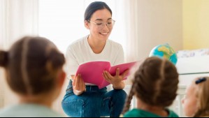 Con sueldos desde los $35 millones anuales: Estados Unidos abre vacantes para docentes chilenos