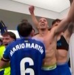 El Getafe venció por 1 a 0 al Real Madrid el fin de semana en el Santiago Bernabéu, lo que provocó que los jugadores tuvieran un alocado festejo en los camarines, lo que quedó captado en un registro.