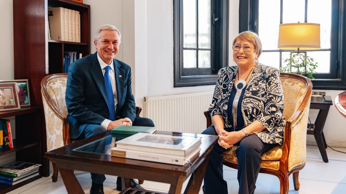 Expresidenta Bachelet se excusa de asistir al cambio de mando: ¿Por qué no irá a la toma de posesión de Kast?