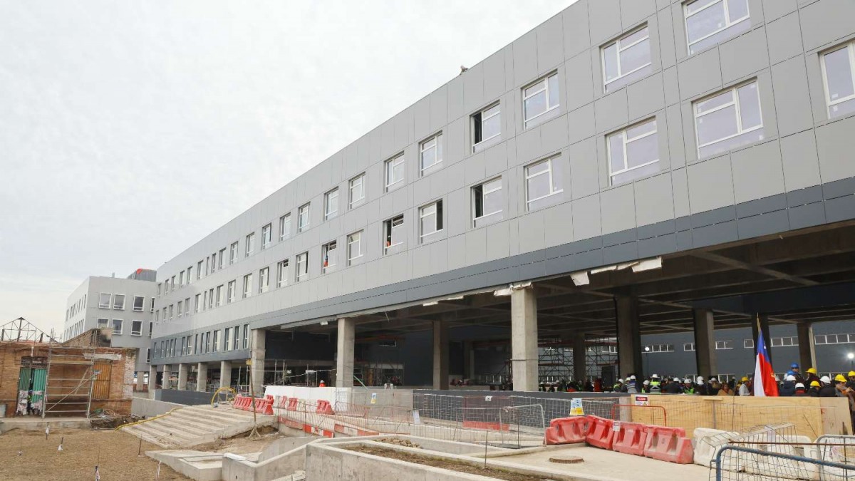 Hospital del Salvador presenta 98% de avance en su construcción: ¿Cuándo abrirá para los usuarios?