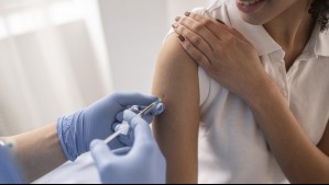 Campaña de vacunación gratuita en Metro: Revisa cuáles son las estaciones donde estarán los operativos de salud