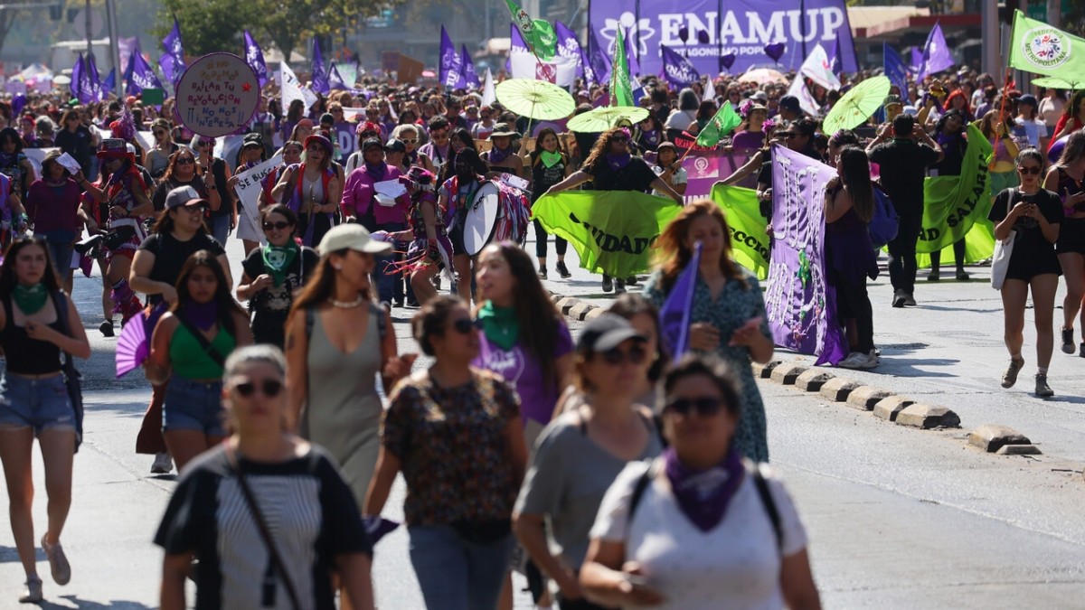 8M en Santiago: Estos son los desvíos de tránsito que se implementarán