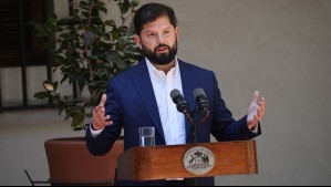 Cadem: Presidente Boric cierra su gobierno con un 37% de aprobación