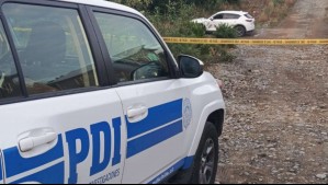 Encuentran cadáver de hombre baleado en Puerto Montt: Estaba al interior de un auto