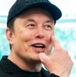 Elon Musk encabeza por segundo año consecutivo el ranking de Forbes con un patrimonio que supera los 830.000 millones de dólares, una cifra sin precedentes en la historia.