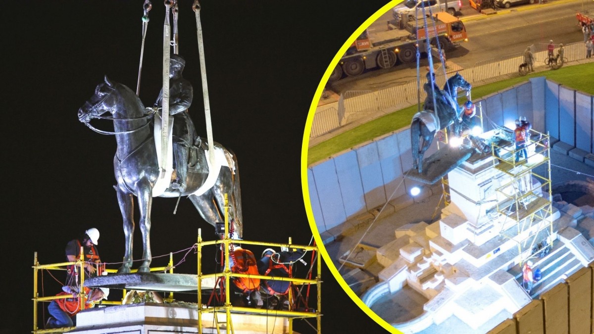 Estatua del general Baquedano regresó a Plaza Italia a cinco años de haber sido retirada