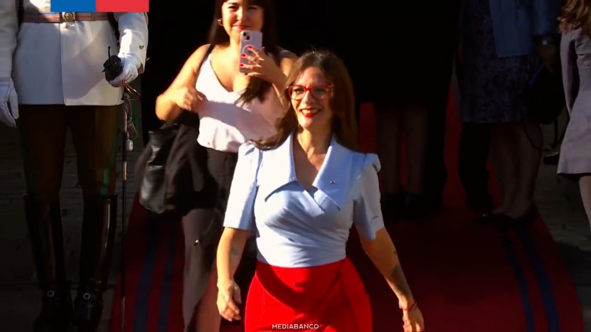 'Amiga, amiga': El emotivo video de las ministras y ministros de Boric despidiéndose de La Moneda