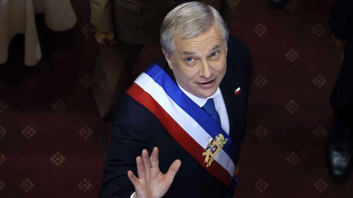 Se va el tren y aparece una estrella: Así es el nuevo logo del Gobierno de José Antonio Kast