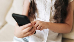 Estudio advierte uso temprano de internet en niños: Así puedes configurar el control parental en tu celular