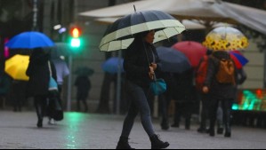 'Precipitaciones moderadas a fuertes': Meteorología emite alerta de lluvias con isoterma cero alta en 3 regiones de la zona centro