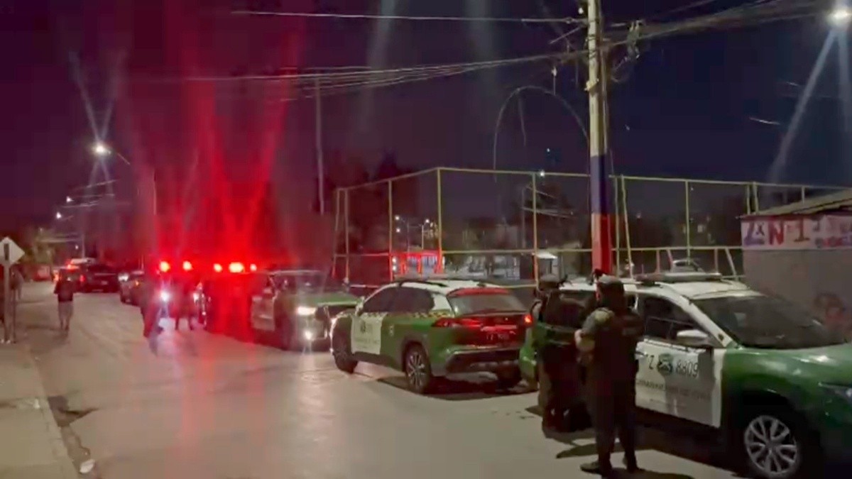 Carabinero disparó a hombre que huyó de fiscalización vehicular en San Bernardo: Falleció tras recibir impacto en la cabeza