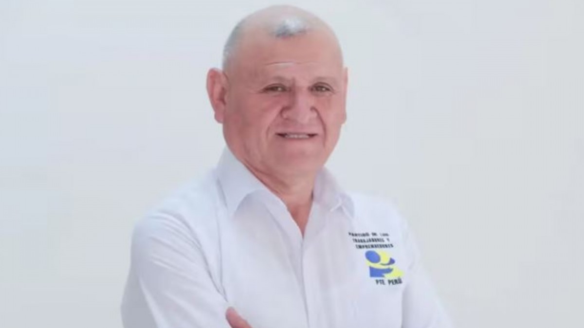 Muere candidato presidencial de Perú en accidente de tránsito