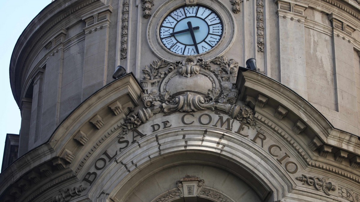 Desarrolladores del MUT transformarían la histórica Bolsa de Santiago: ¿Cómo será el nuevo edificio?