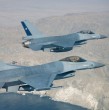 La FACh desplegará aviones F-16 y F-5 sobre Santiago por ejercicios ADEX-X y su aniversario. Revisa fechas, rutas de vuelo y comunas donde se verá el desfile aéreo.