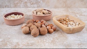 Nueces, almendras y pistachos: cuánto comer y cuándo para cuidar el corazón y controlar el peso