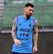 La selección argentina anunció este miércoles la lista de convocados para el amistoso del 31 de marzo ante Guatemala, con Lionel Messi entre los citados y la ausencia más llamativa de Franco Mastantuono