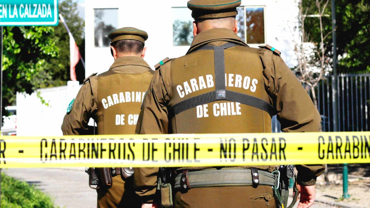 Alumna agredió con arma blanca a directora, profesora e inspector de un colegio en Buin