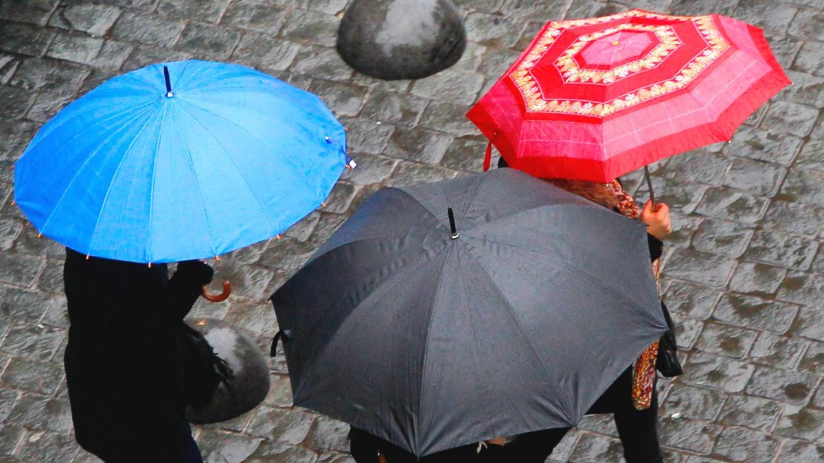 Lluvias en Santiago superarán los 10 mm: Sistema frontal llegará este viernes y estos serán los sectores afectados