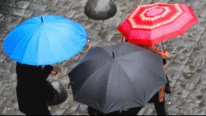 Lluvias en Santiago superarán los 10 mm: Sistema frontal llegará este viernes y estos serán los sectores afectados