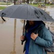 Último día de verano en Chile dará paso a lluvias en Santiago este viernes. Se esperan cerca de 9,6 mm de precipitaciones, con chubascos desde la mañana y mayor intensidad durante la tarde y noche en la capital.