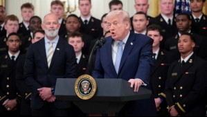 Trump llama 'cobardes' a aliados de la OTAN por negarse a apoyar operación militar en el estrecho de Ormuz