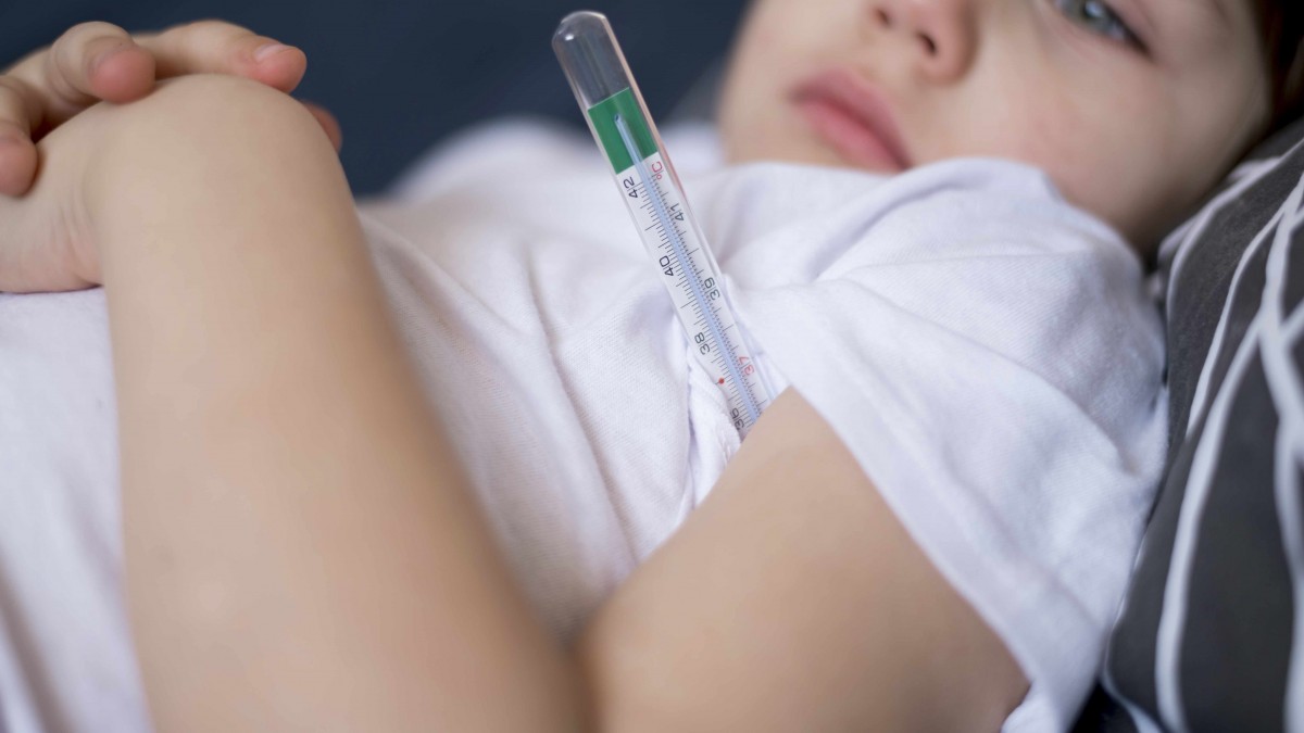 Madre inventó diagnóstico de cáncer de su hijo de seis años para vivir una vida de lujo