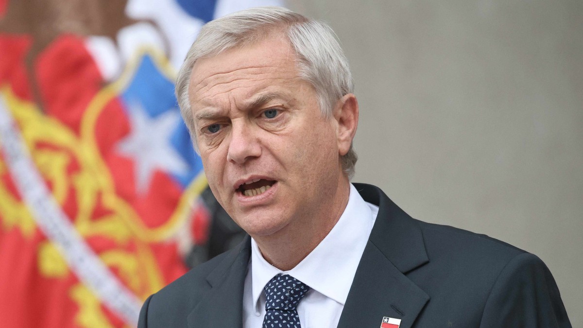 Gobierno cambia los colores de su logo en redes sociales tras fallecimiento del sargento Javier Figueroa