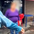 Una agresión lesbofóbica ocurrió en las cercanías del terminal de buses de Talca, donde una mujer amenazó a una pareja. Es más, la situación escaló a mayores y la agresora ingresó a un local para tomar un cuchillo de cocina.