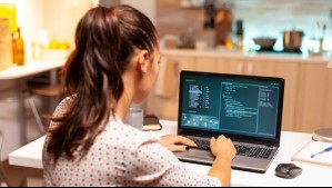 Carabineros abre 14 vacantes para personal civil: Sueldos superan los $2.2 millones