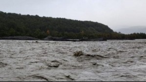 Alerta Roja en la región de Aysén: Viviendas bajo amenaza de inundación tras intensas lluvias que desbordaron el río Mosco