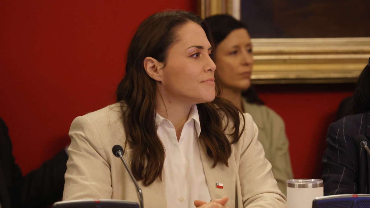 Ministra Duco tras críticas por apoyo al rodeo: 'Uno tiene que ser adulta y responsable de sus decisiones'