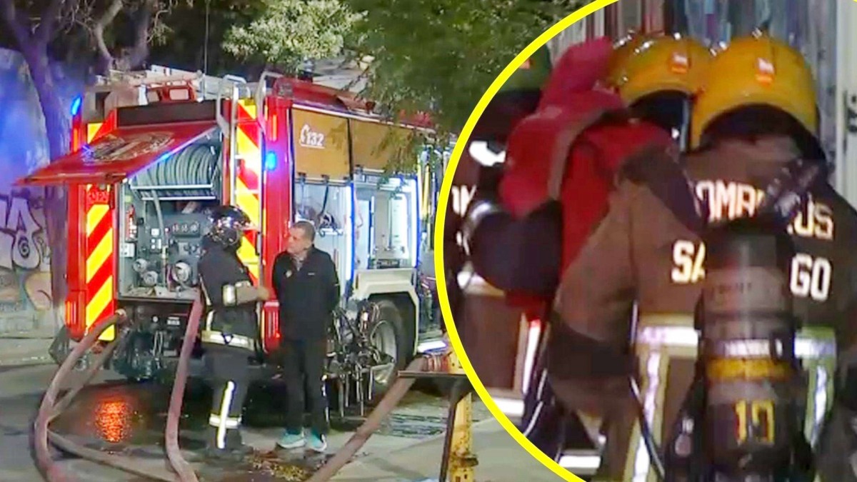 Incendio en el centro de Santiago deja dos heridos: Bomberos declaró tercera alarma