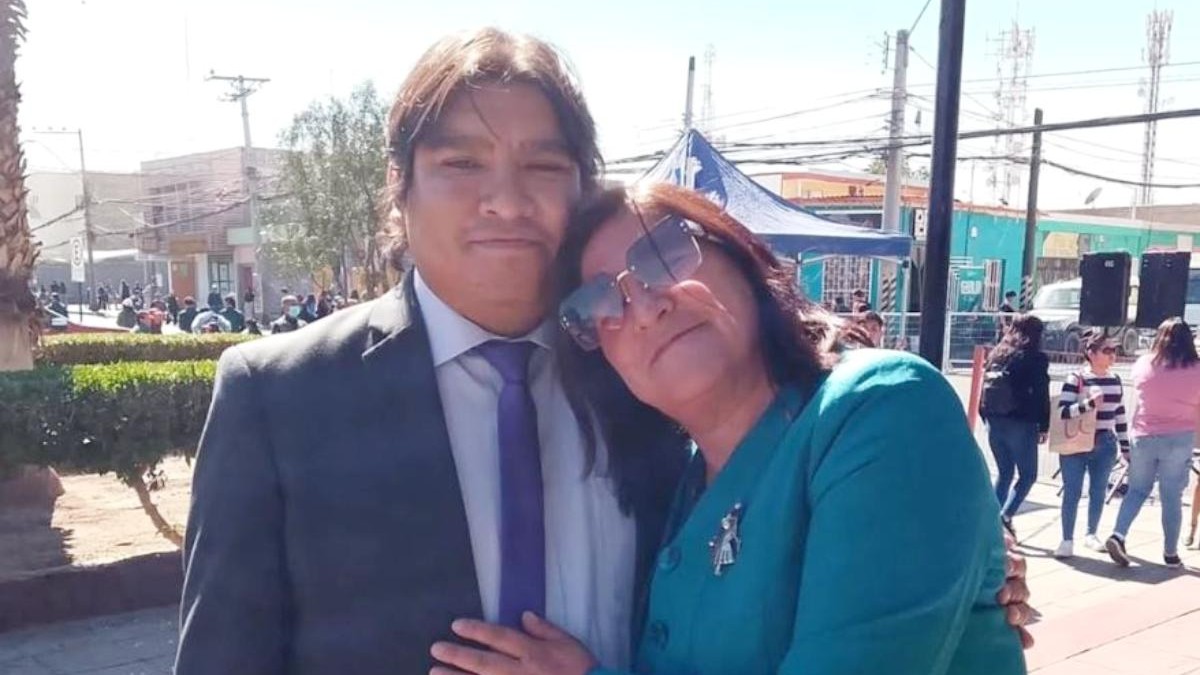 'Su recuperación es milagrosa': Hijo de inspectora apuñalada en Calama actualiza su estado de salud