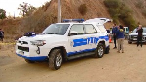 Estaba maniatado y tenía impactos de bala: Investigan hallazgo de cuerpo junto a la Ruta 68 en Curacaví