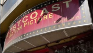 Icónica tienda del centro de Santiago cierra sus puertas luego de 40 años: Era un santuario del cine clásico