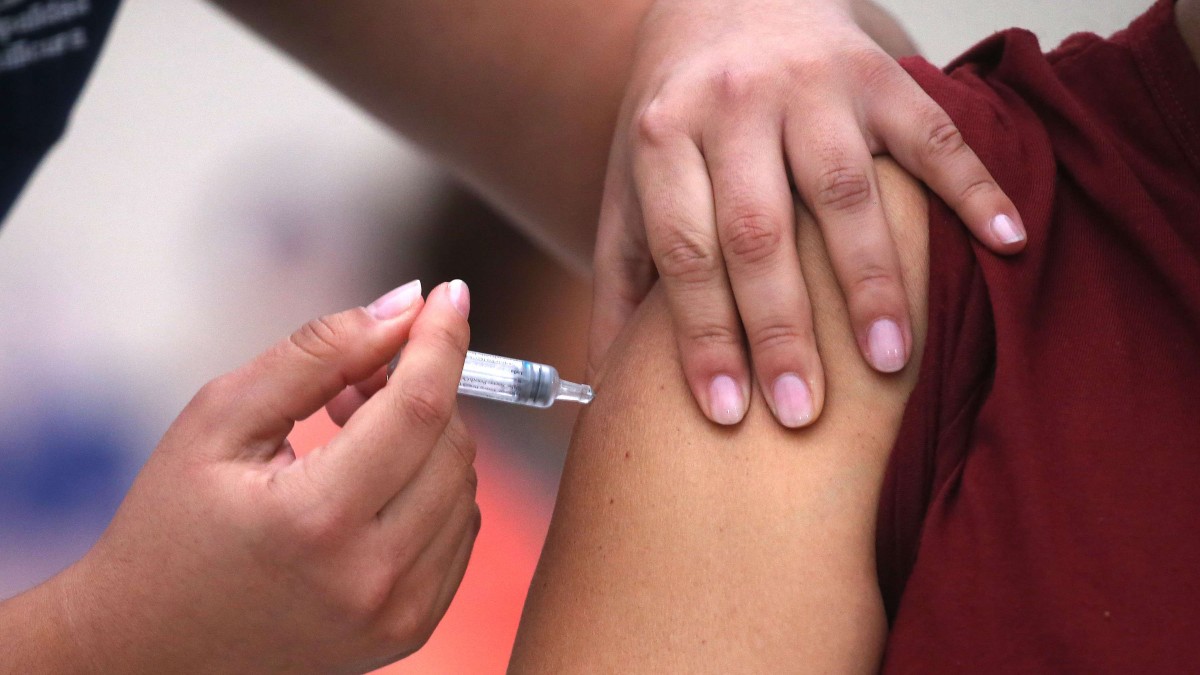 ¿Tienes diabetes? Estas son las tres vacunas que deberías recibir según los expertos