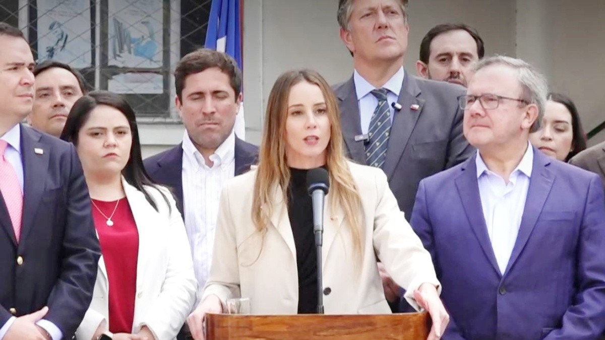 Sedini responde a críticas de oposición por ausencias en el Congreso: 'Son parte de la normalidad'