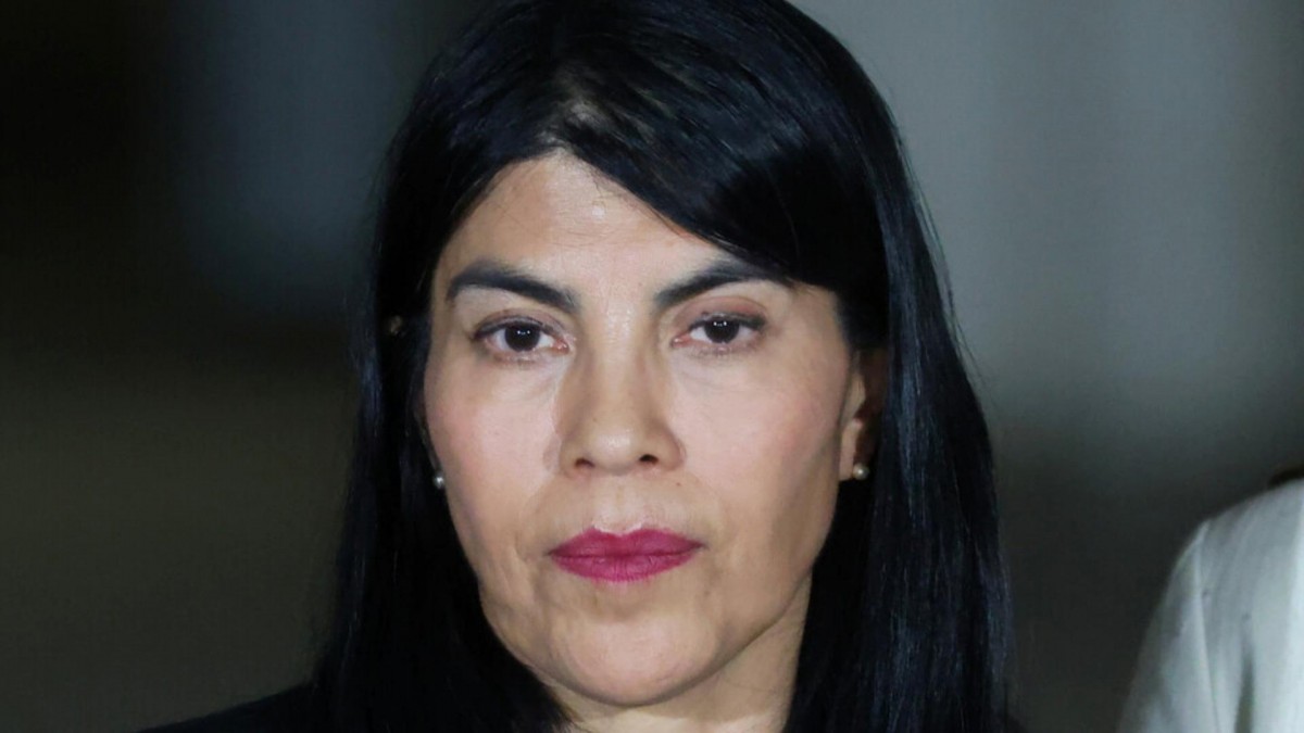 Cadem y agresión a ministra Lincolao: 67% dijo estar a favor de 'expulsar a los estudiantes que buscaron agredirla físicamente'