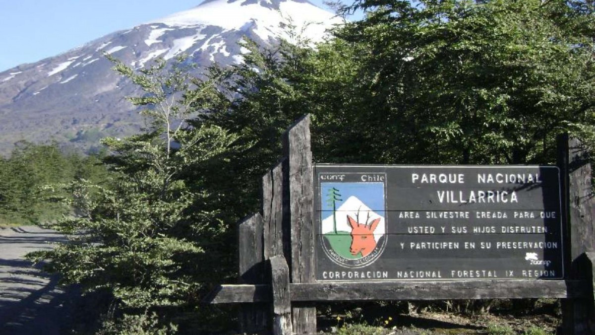 Intensa búsqueda de excursionista desaparecido en el Parque Nacional Villarrica