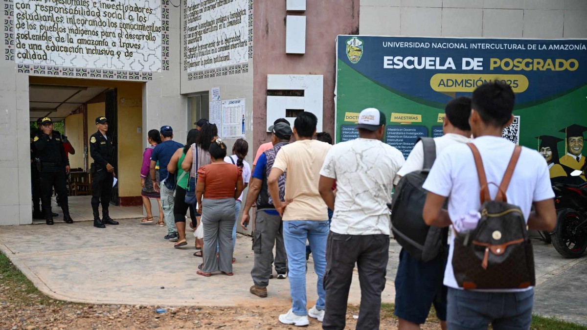 Por incidentes que dejaron a miles sin sufragar: Perú amplía jornada de votación para este lunes